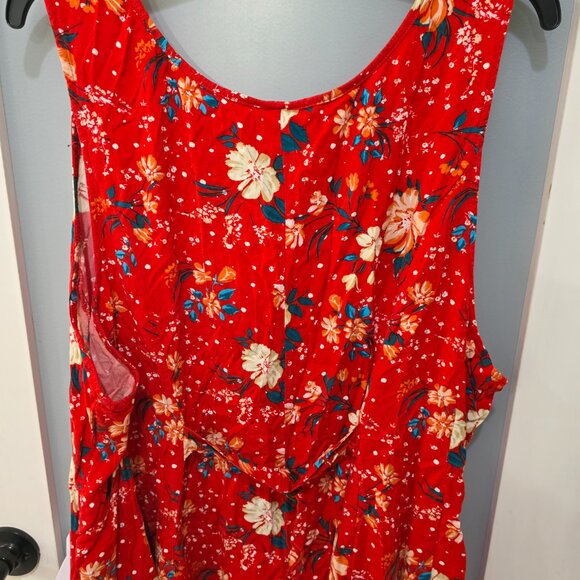 Torrid Women’s 5X Red Floral Tank Top Blouse Sleeveless Button Front Lightweight - Picture 8 of 11
